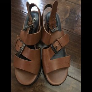 Robert Clergerie Shoes - Robert Clergerie Brown Leather Wedge Shoes Robert Clergerie Shoes - Robert Clergerie Brown Leather Wedge Shoes